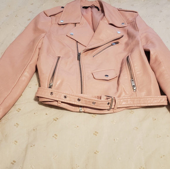 Zara Pink Faux leather jacket- size M - Picture 2 of 5